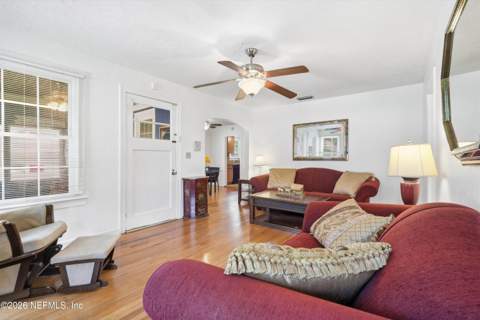 5372 Colonial Avenue, Jacksonville FL - photo 14 of 32