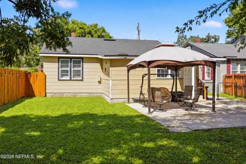 5372 Colonial Avenue, Jacksonville FL - photo 24 of 32