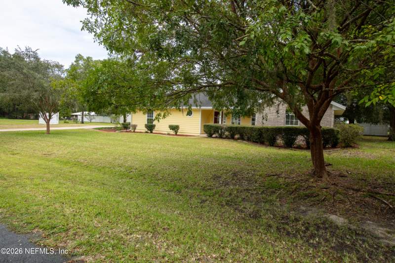 2 bedroom Single Family Residence at 618 SE 44th Street, Kce Replat, Keystone Heights — photo 2