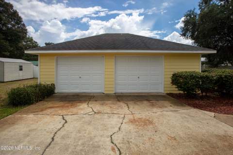 618 SE 44th Street, Keystone Heights FL - photo 7 of 56