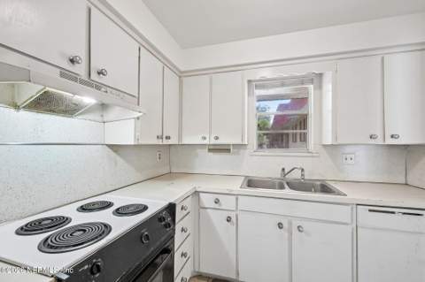 1631 El Prado Road #4, Jacksonville FL - photo 14 of 21