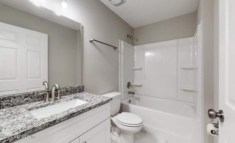 3 bedroom Single Family Residence at 5487 Jefferson Street, Big Tree Lakes, Keystone Heights — photo 4