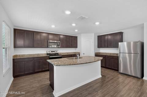 8515 Lake George Circle, Macclenny FL - photo 7 of 18