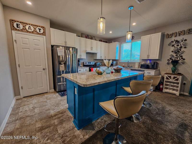 5 bedroom Single Family Residence at 12573 Lake Taylor Lane, Greene Meadows, Jacksonville — photo 5