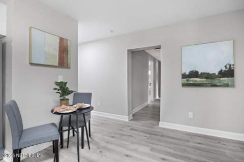 8177 Waxwing Avenue, Jacksonville FL - photo 14 of 33
