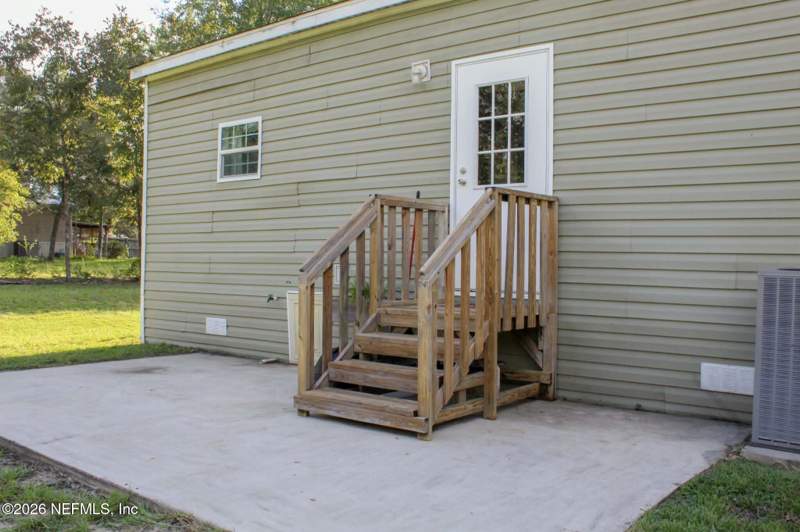 3 bedroom Mobile Home at 5720 Bitterroot Street, Big Tree Lakes, Keystone Heights — photo 5