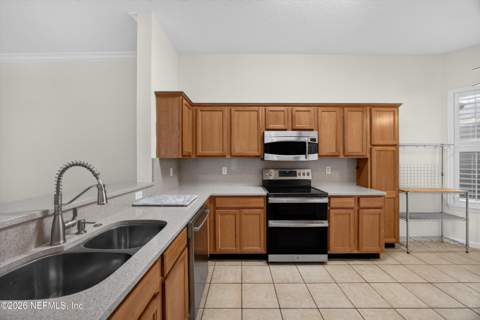 2131 Stone Creek Drive #E, Fleming Island FL - photo 13 of 34