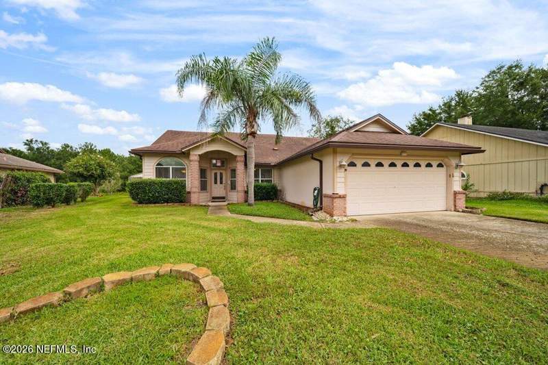 3 bedroom Single Family Residence at 8843 Ivymill Place, Argyle/chimney Lakes, Jacksonville — photo 4