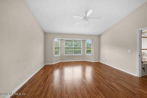 8843 Ivymill Place, Jacksonville FL - photo 20 of 38