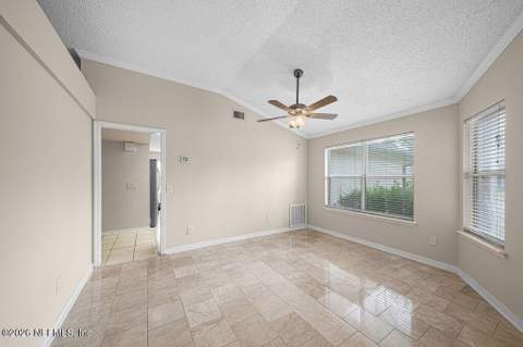 8843 Ivymill Place, Jacksonville FL - photo 17 of 38