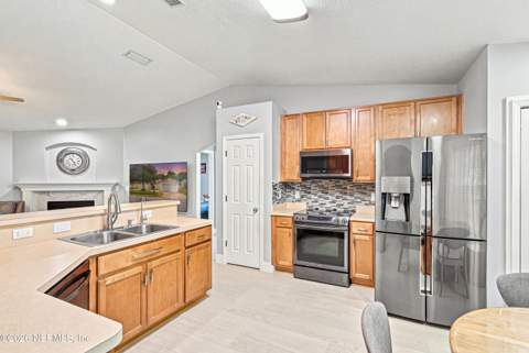 5308 Julington Creek Road, Jacksonville FL - photo 10 of 24