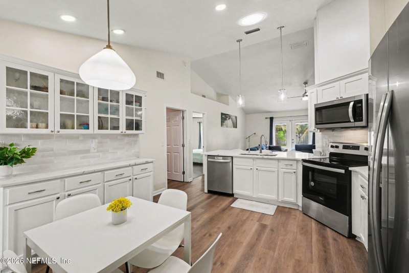 4 bedroom Single Family Residence at 443 Red Fern Court, Sweetbriar, Orange Park — photo 1