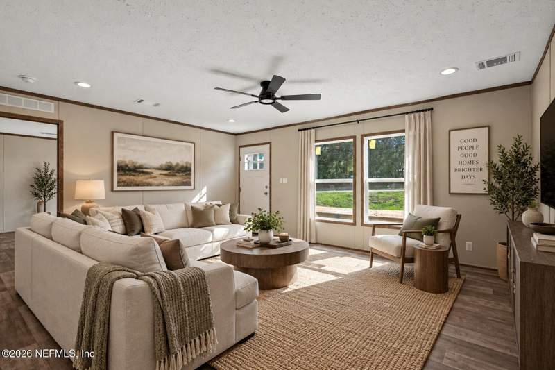 4 bedroom Manufactured Home at 7656 Silver Sands Road, Big Tree Lakes, Keystone Heights — photo 2