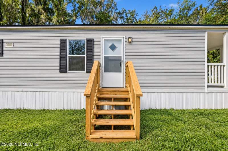 2 bedroom Mobile Home at 2626 Ladino Lane, Jax Heights, Jacksonville — photo 3