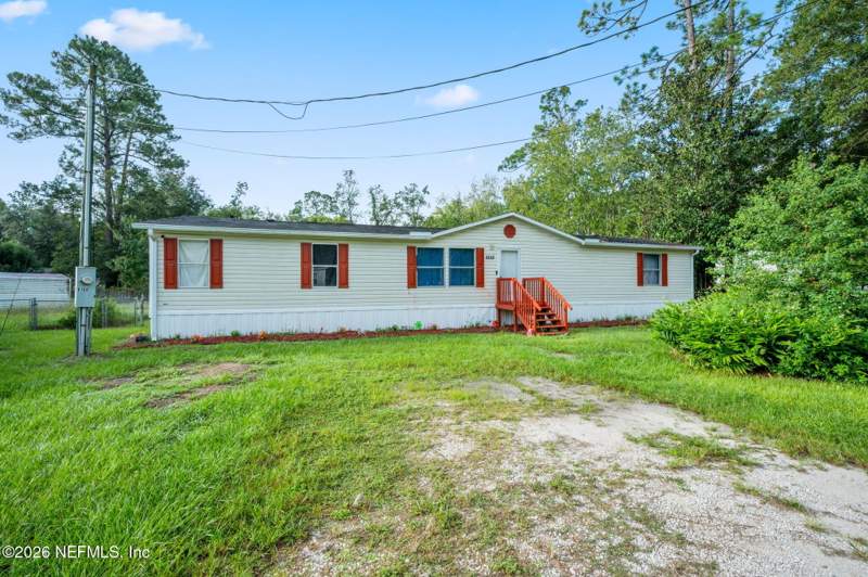 3 bedroom Manufactured Home at 8158 Vining Street, Jax Heights, Jacksonville — photo 2