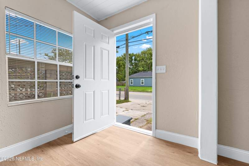 3 bedroom Single Family Residence at 2075 W 13th Street, East Grand Park, Jacksonville — photo 5