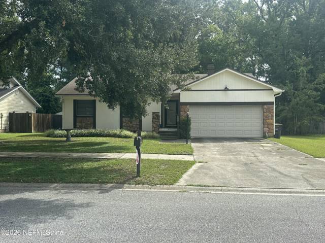 8613 BEECHFERN Lane