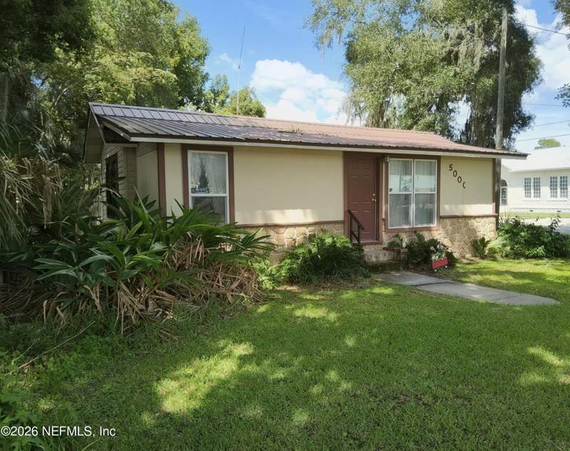 1 bedroom Single Family Residence at 5000 Elm Street, Welaka, Welaka — photo 2