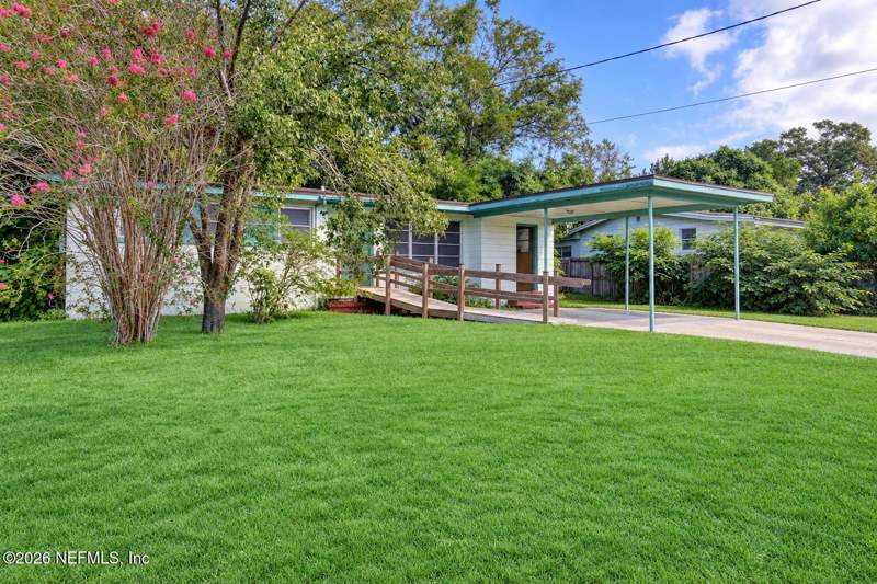 3 bedroom Single Family Residence at 7101 Alana Road, Arlington Hills, Jacksonville — photo 3
