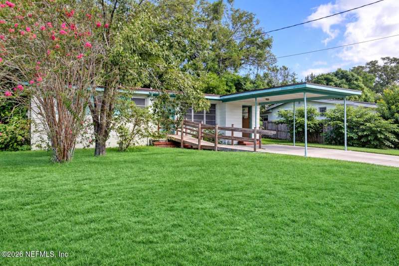 3 bedroom Single Family Residence at 7101 Alana Road, Arlington Hills, Jacksonville — photo 4