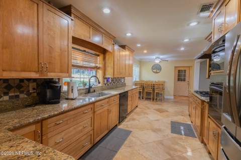 1 Magnolia Avenue, Crescent City FL - photo 23 of 95