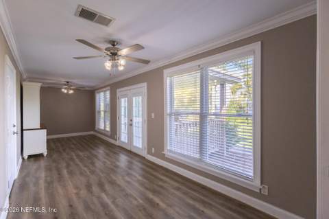1 Magnolia Avenue, Crescent City FL - photo 18 of 95