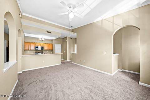 10075 Gate Parkway #1907, Jacksonville FL - photo 11 of 36