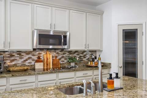 448 Pine Eagle Drive, Fleming Island FL - photo 14 of 49