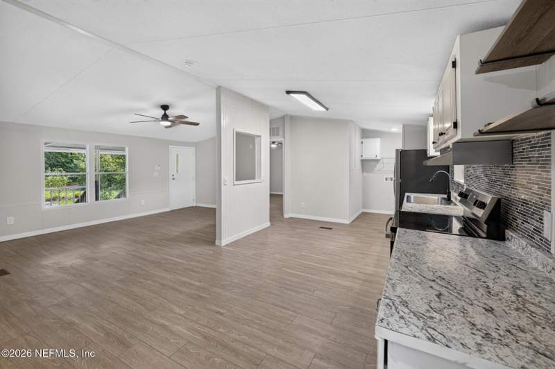 4 bedroom Manufactured Home at 10105 Vaughan Avenue, Flagler Estates, Hastings — photo 4