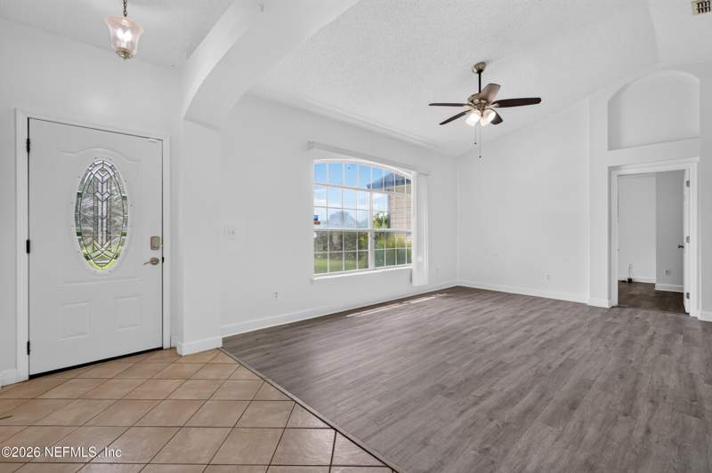 4 bedroom Single Family Residence at 6553 Big Stone Drive, Estates At Aloma Woods Ph 3, Jacksonville — photo 4