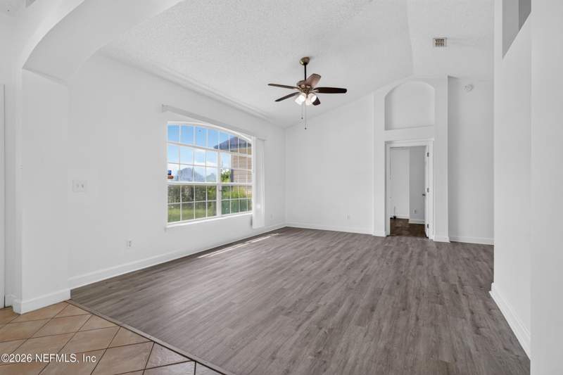 4 bedroom Single Family Residence at 6553 Big Stone Drive, Estates At Aloma Woods Ph 3, Jacksonville — photo 5