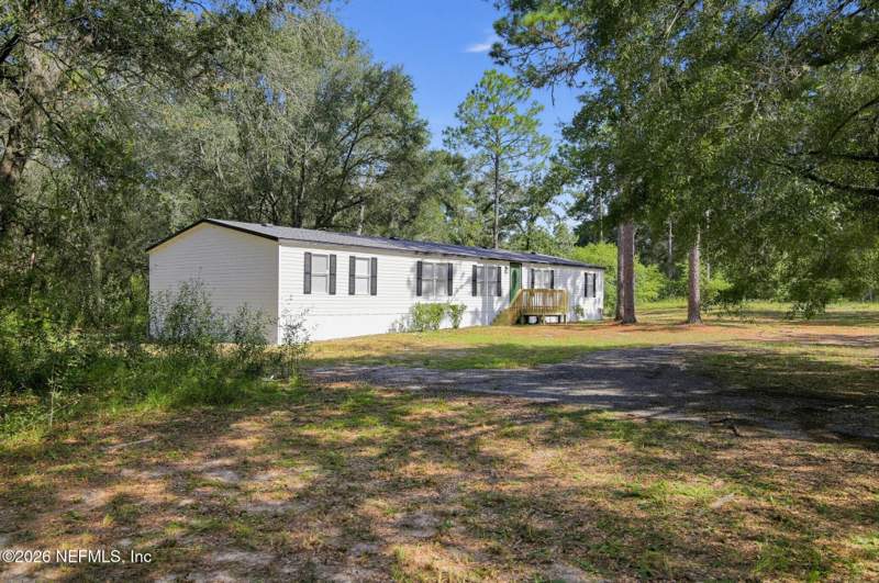 5 bedroom Manufactured Home at 124 Hour Glass Circle, Cue Lake Hills, Hawthorne — photo 3