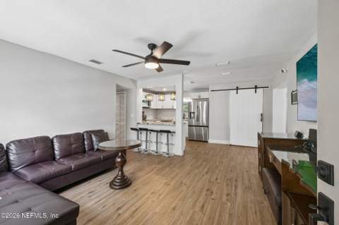 5121 Dunstan Road, Jacksonville FL - photo 9 of 43