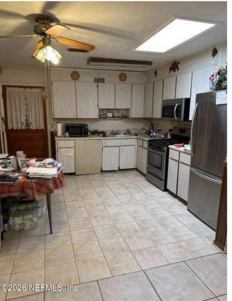 3 bedroom Single Family Residence at 10411 Tulsa Road, Highlands, Jacksonville — photo 5