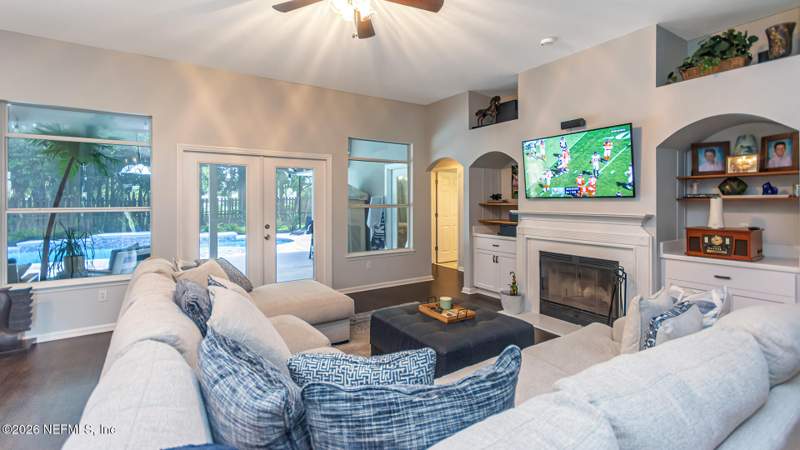 4 bedroom Single Family Residence at 12920 Beautyberry Circle, The Woods, Jacksonville — photo 3
