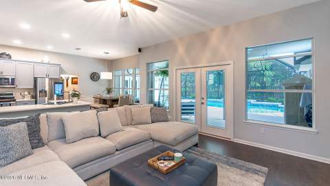 12920 Beautyberry Circle, Jacksonville FL - photo 10 of 58