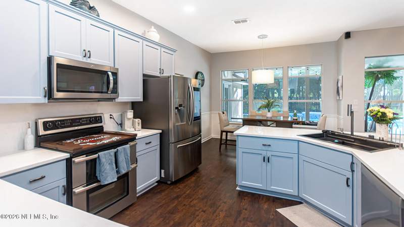 4 bedroom Single Family Residence at 12920 Beautyberry Circle, The Woods, Jacksonville — photo 5