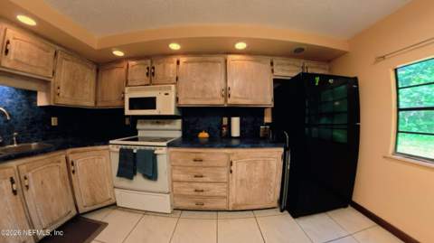 94 Machelle Drive, Jacksonville FL - photo 7 of 48