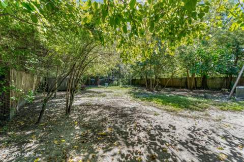4104 Owen Avenue, Jacksonville FL - photo 15 of 17