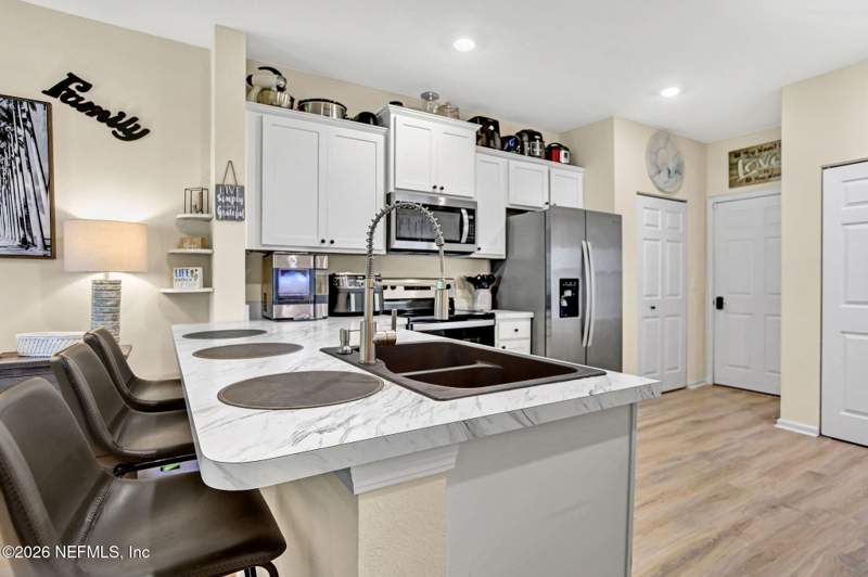 2 bedroom Townhouse at 874 Capitol Parkway, Capitol Park, Jacksonville — photo 5