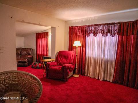 8513 Oak Leaf Road, Jacksonville FL - photo 9 of 33