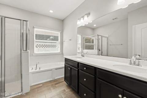 3906 Arbor Mill Circle, Orange Park FL - photo 15 of 17