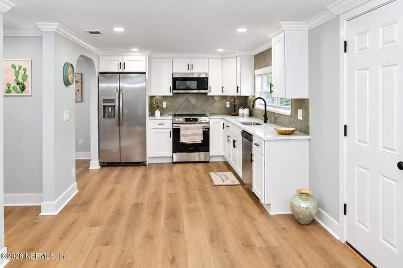 3 bedroom Single Family Residence at 7534 103rd Street, Jacksonville Heights, Jacksonville — photo 5