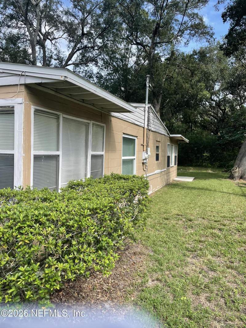 4 bedroom Single Family Residence at 2611 Beaverbrook Place, **verifying Subd**, Jacksonville — photo 3