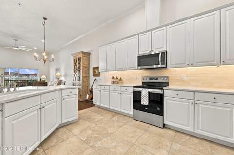 13846 Atlantic Boulevard #110, Jacksonville FL - photo 6 of 38
