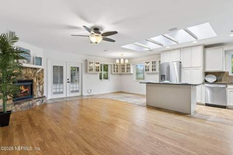 909 16th Street, Jacksonville Beach FL - photo 14 of 42