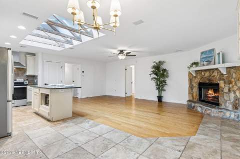 909 16th Street, Jacksonville Beach FL - photo 19 of 42