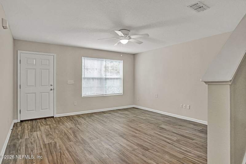 4 bedroom Single Family Residence at 1349 Neva Street, Cedarhurst, Jacksonville — photo 3