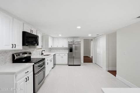 3510 Sandburg Road, Jacksonville FL - photo 11 of 45