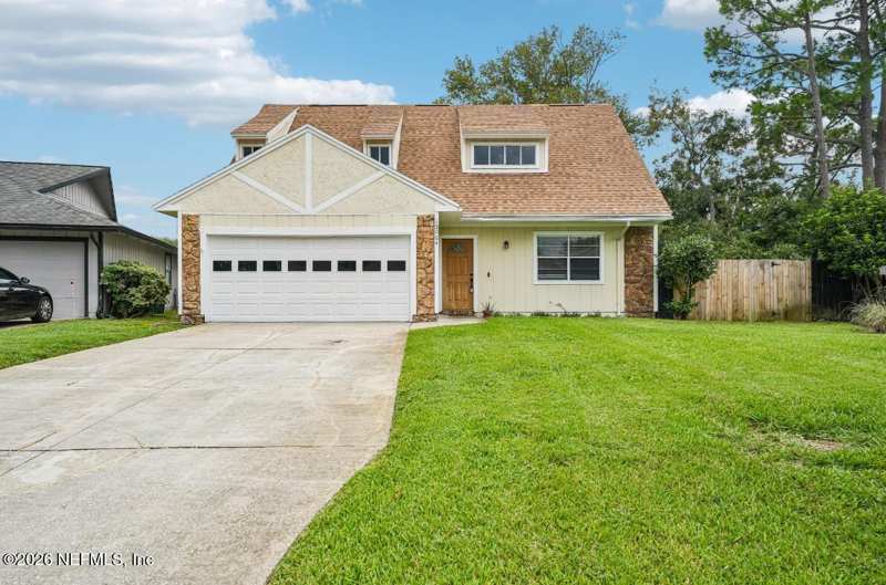 3 bedroom Single Family Residence at 13004 Twin Pines Circle, The Woods, Jacksonville — photo 1